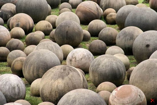 Гигантские каменные шары Коста-Рики